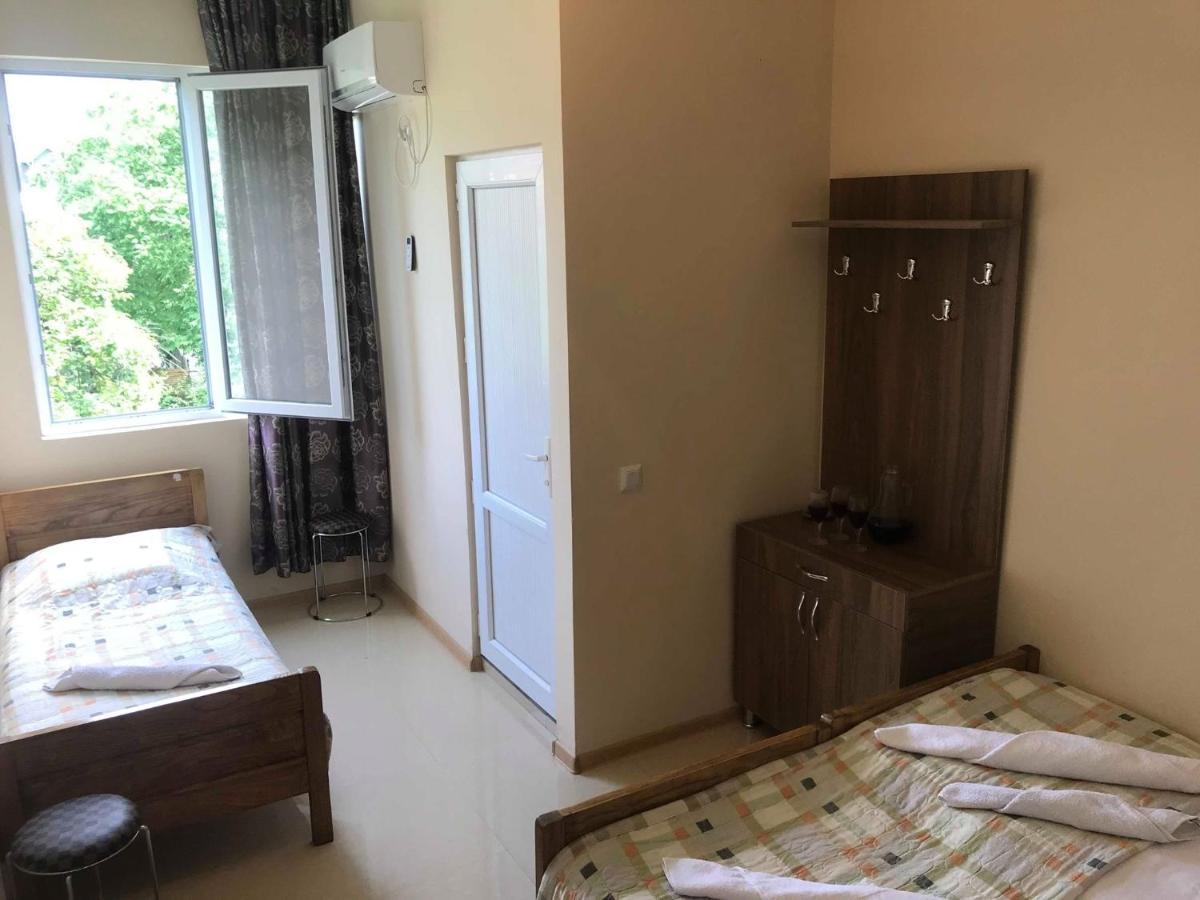كوبوليتي Twins Guest House By Black Sea المظهر الخارجي الصورة
