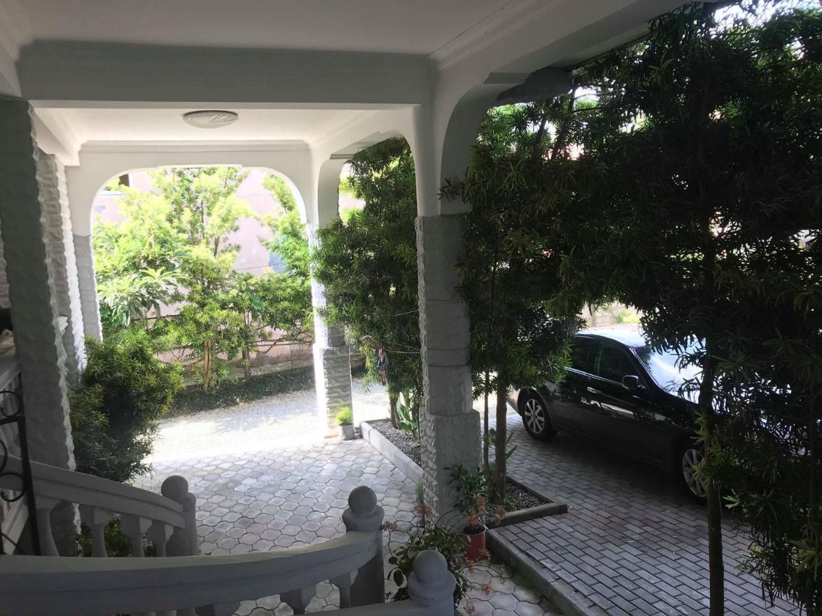 كوبوليتي Twins Guest House By Black Sea المظهر الخارجي الصورة