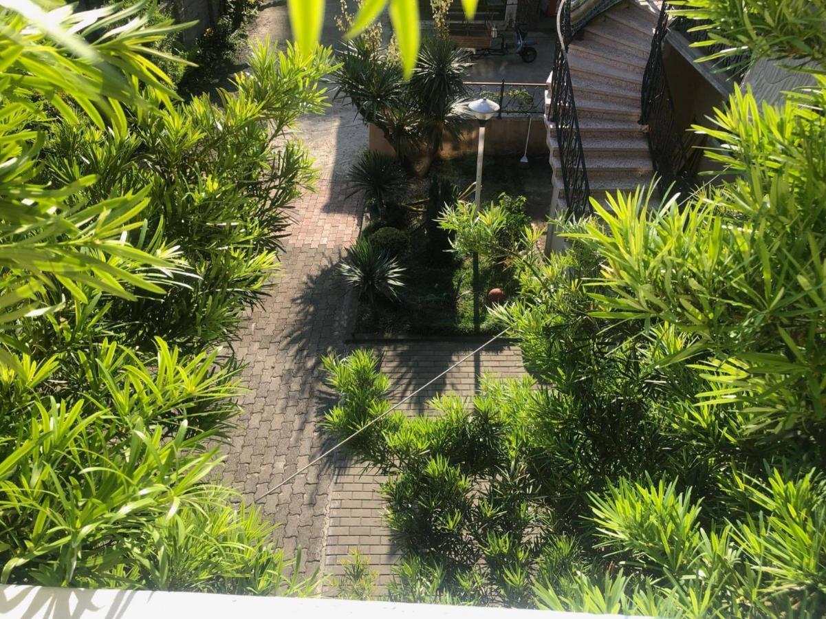 كوبوليتي Twins Guest House By Black Sea المظهر الخارجي الصورة