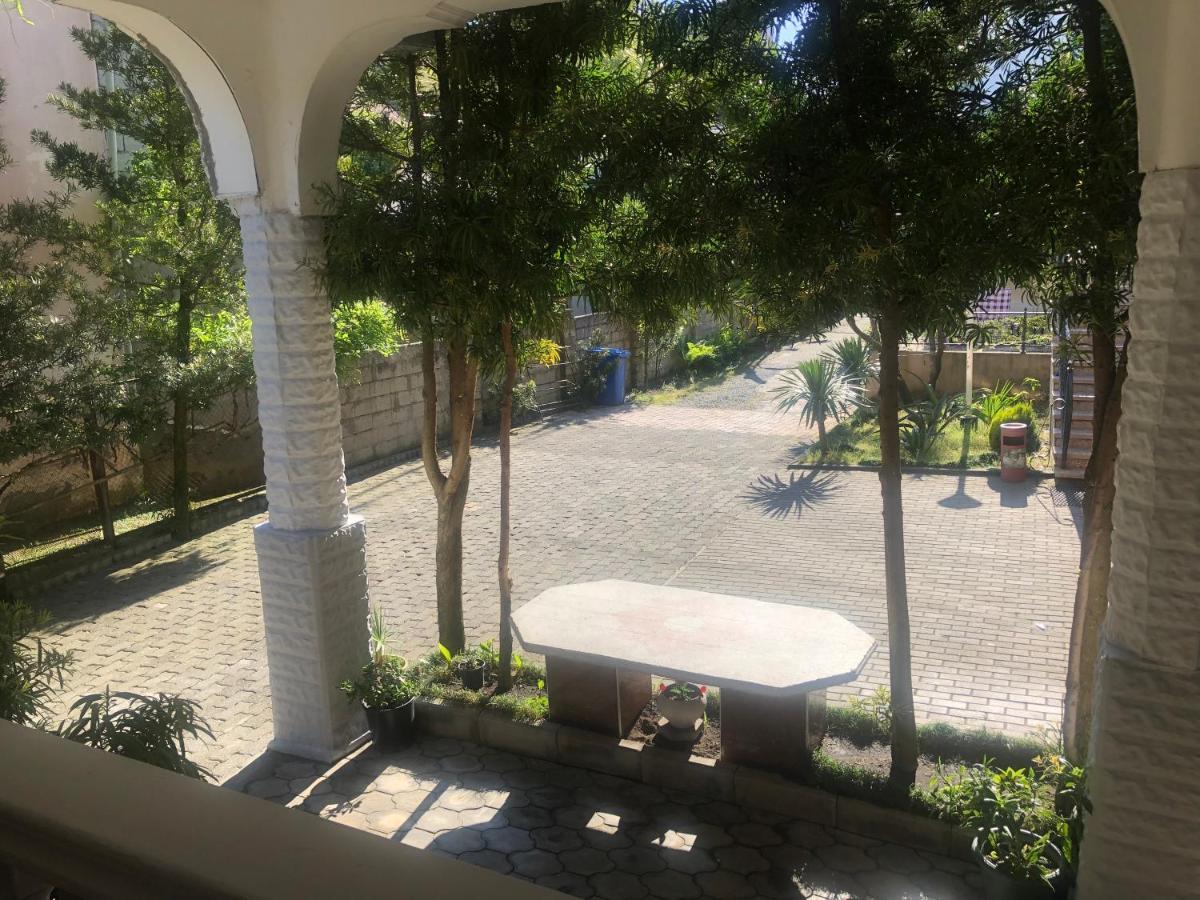 كوبوليتي Twins Guest House By Black Sea المظهر الخارجي الصورة