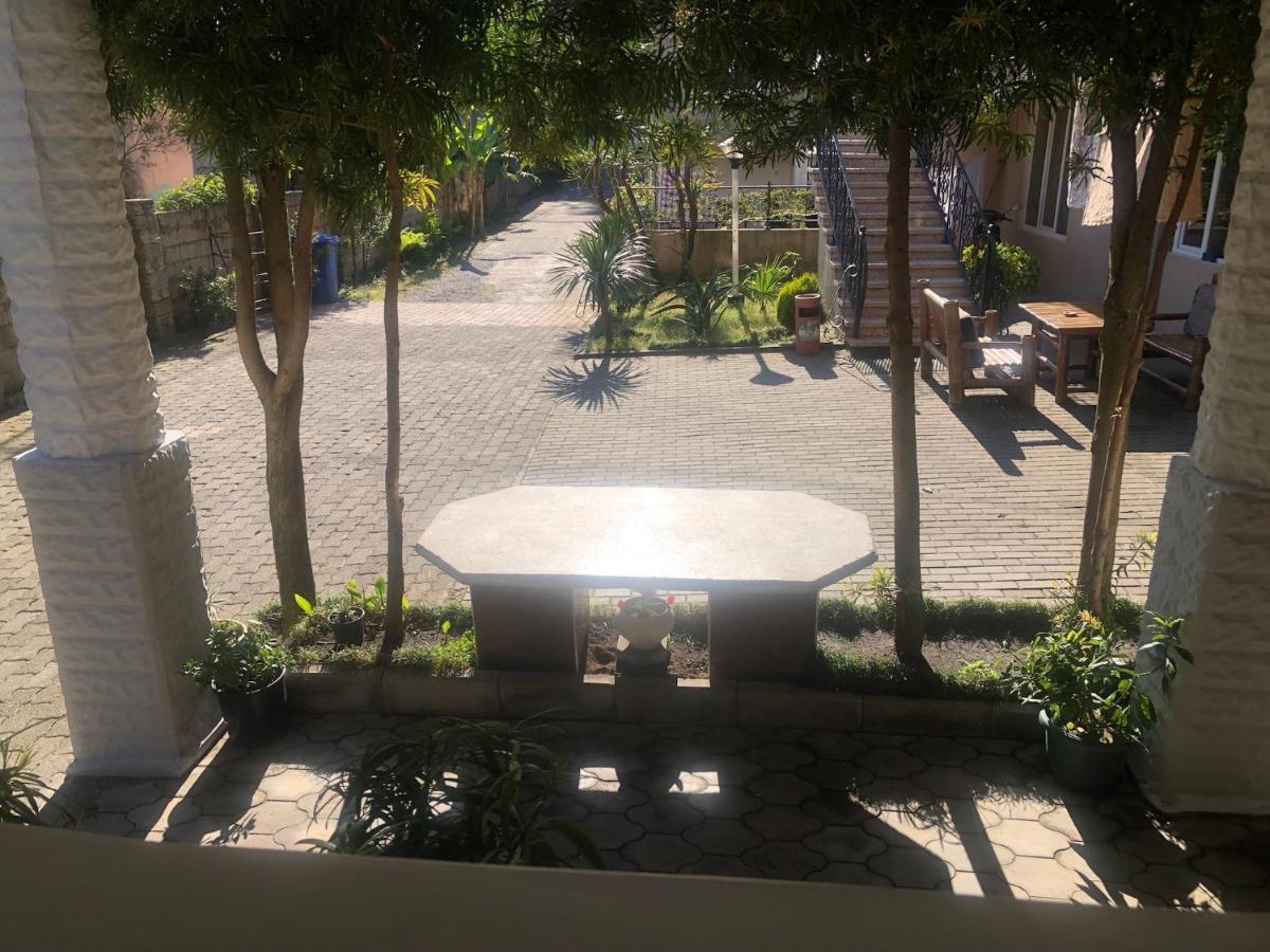 كوبوليتي Twins Guest House By Black Sea المظهر الخارجي الصورة
