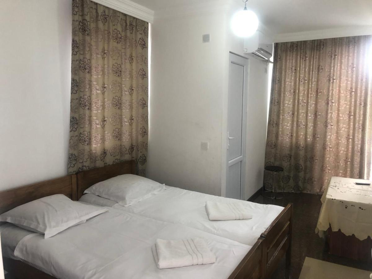 كوبوليتي Twins Guest House By Black Sea المظهر الخارجي الصورة