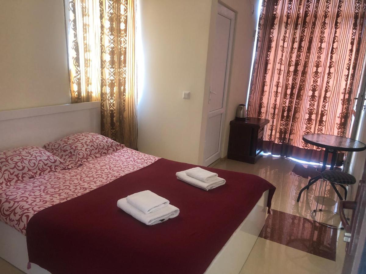 كوبوليتي Twins Guest House By Black Sea المظهر الخارجي الصورة